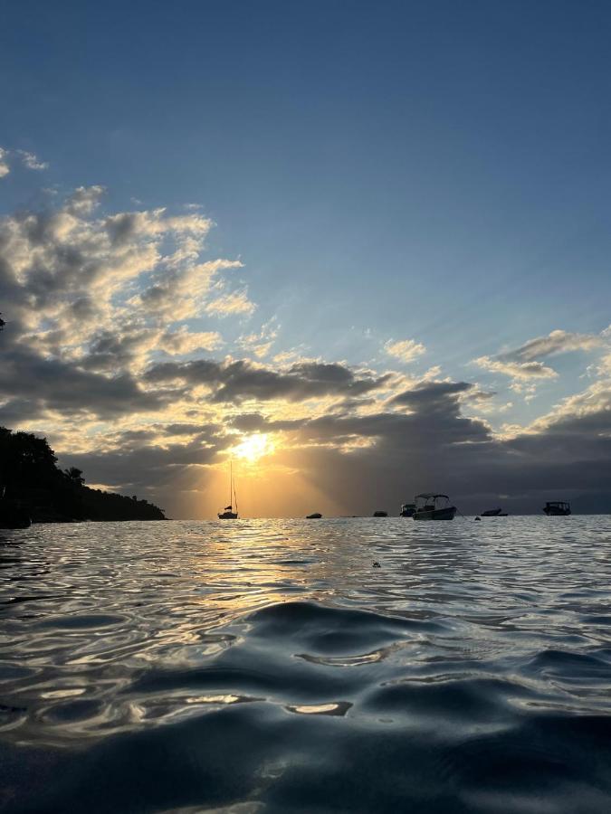 Pousada Conves - Ilha Grande Praia de Araçatiba Εξωτερικό φωτογραφία